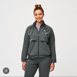 Women’s Sydney performance scrub jacket in bonsai
